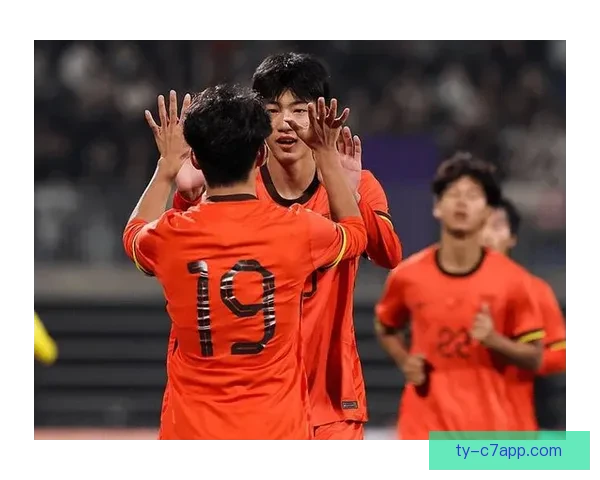 国足U17首战印尼冲三球出线