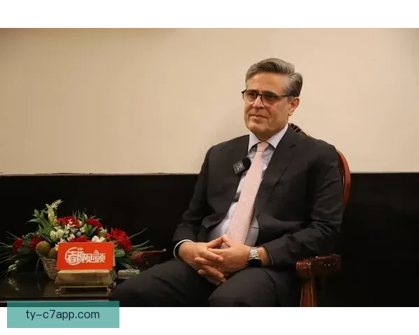 哈什米内贾德破门 拖拉机胜加拉法